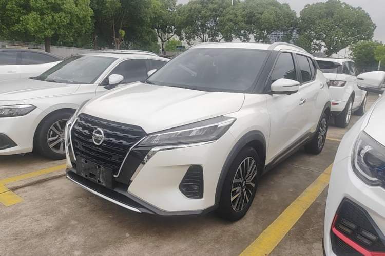 Used Nissan Kicks 2022 1.5L CVT XV Luxury Edition Guazi used car, China used car export, Used car for sale, Used  cars, Cheapest cars for sale