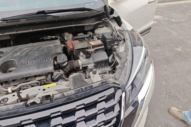 Used Nissan Kicks 2022 1.5L CVT XV Luxury Edition Engine Bay Left
