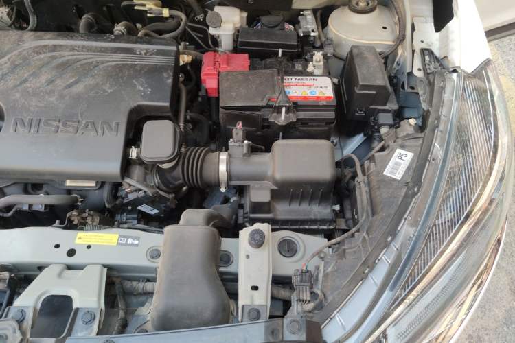 Used Nissan Kicks 2022 1.5L CVT XV Luxury Edition Engine Bay Left