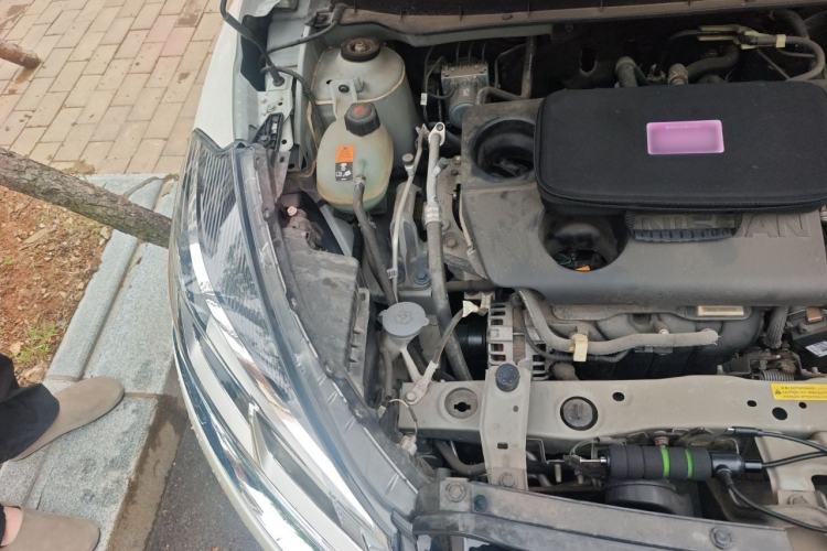 Used Nissan Kicks 2022 1.5L CVT XL Fashion Edition Engine Bay Right