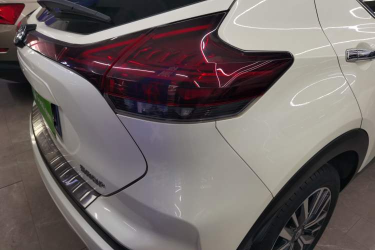 Used Nissan Kicks 2022 1.5L CVT XV Luxury Edition Exterior 6