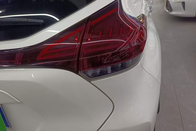 Used Nissan Kicks 2022 1.5L CVT XV Luxury Edition Exterior 6