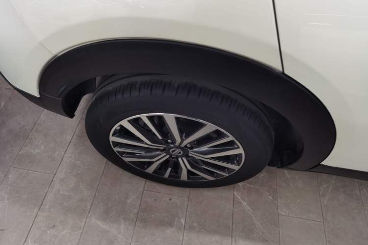 Used Nissan Kicks 2022 1.5L CVT XV Luxury Edition Exterior 8