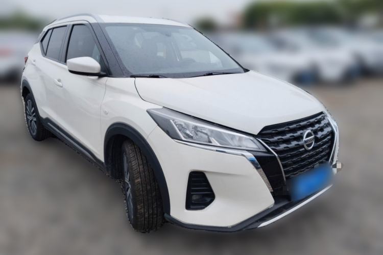 Used Nissan Kicks 2022 1.5L CVT XL Fashion Edition Front Right 45 Deg