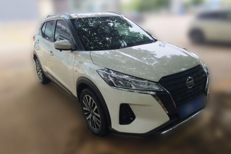 Used Nissan Kicks 2022 1.5L CVT XL Fashion Edition Front Right 45 Deg
