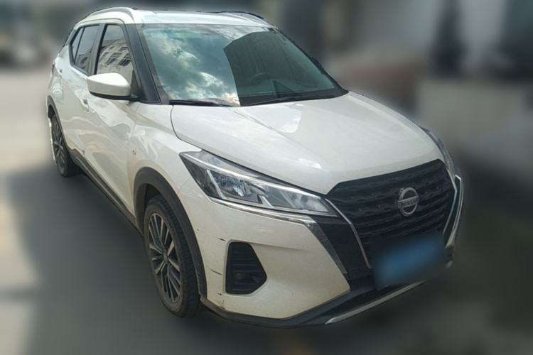 Used Nissan Kicks 2022 1.5L CVT XL Fashion Edition Front Right 45 Deg