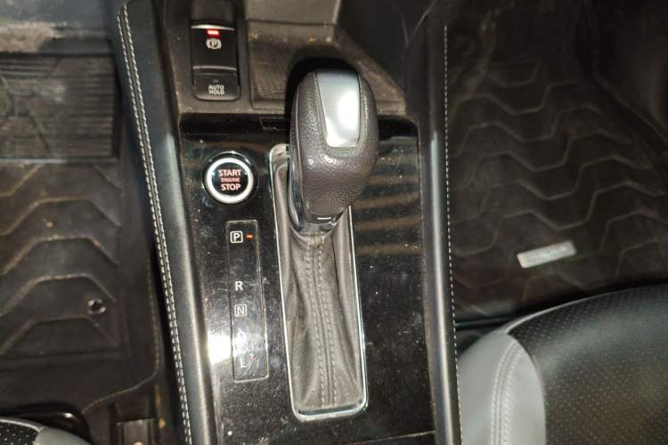 Used Nissan Kicks 2022 1.5L CVT XV TOP Flagship Edition Gear Lever