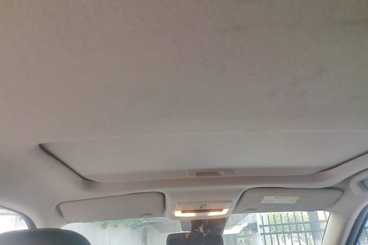 Used Nissan Kicks 2022 1.5L CVT XV Luxury Edition Headliner