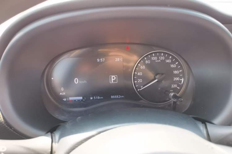 Used Nissan Kicks 2022 1.5L CVT XL Fashion Edition Instrument Cluster