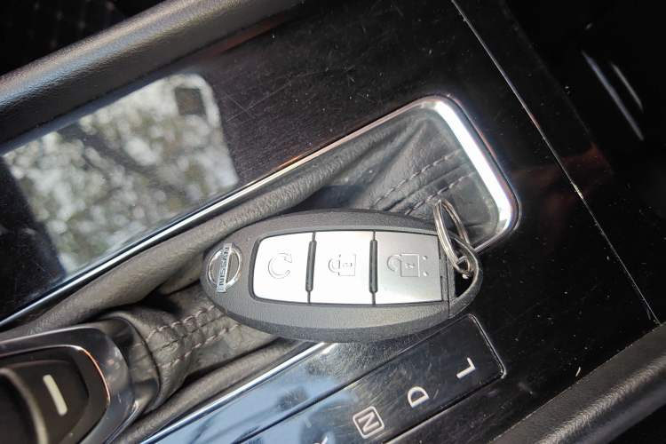 Used Nissan Kicks 2022 1.5L CVT XV Luxury Edition Interior 1