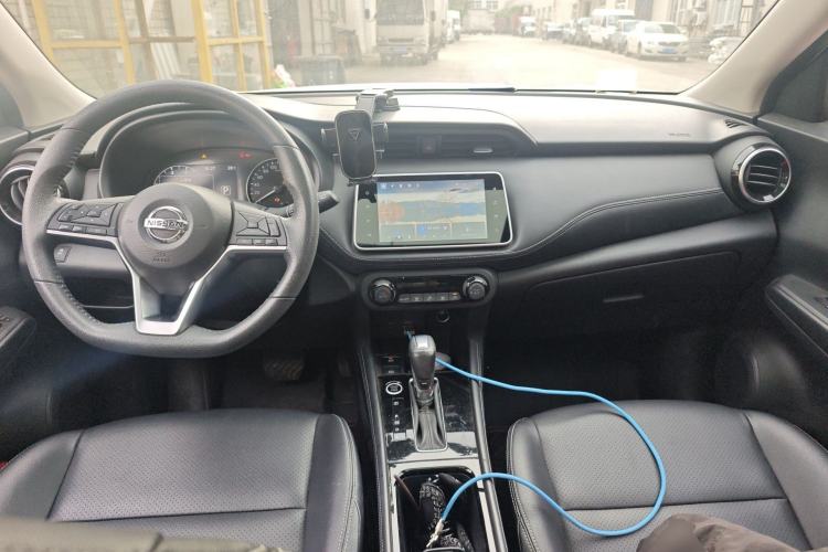 Used Nissan Kicks 2022 1.5L CVT XV Luxury Edition Interior 2