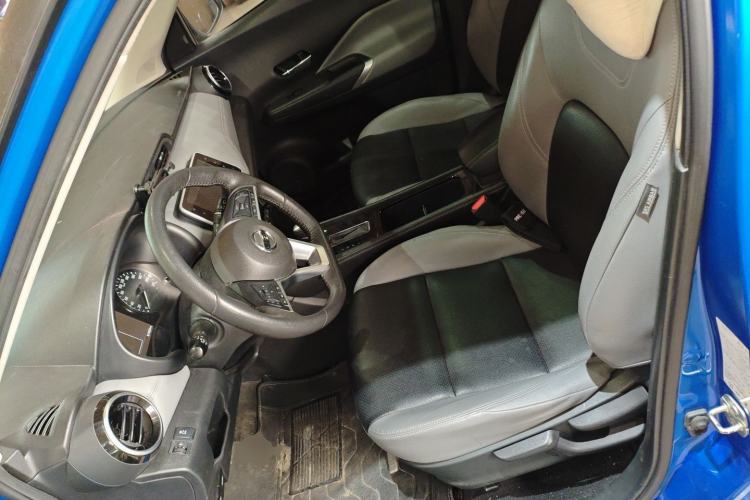 Used Nissan Kicks 2022 1.5L CVT XV TOP Flagship Edition Left Front Seat