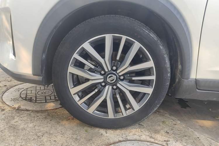Used Nissan Kicks 2022 1.5L CVT XV Luxury Edition Left Front Wheel Hub