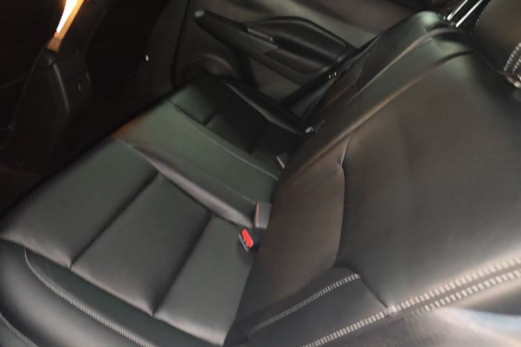 Used Nissan Kicks 2022 1.5L CVT XL Fashion Edition Left Rear Seat