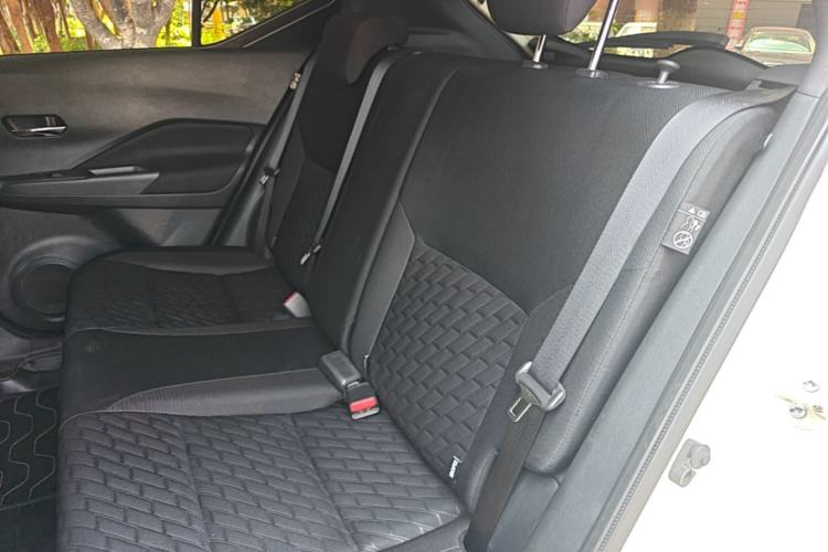 Used Nissan Kicks 2022 1.5L CVT XL Fashion Edition Left Rear Seat