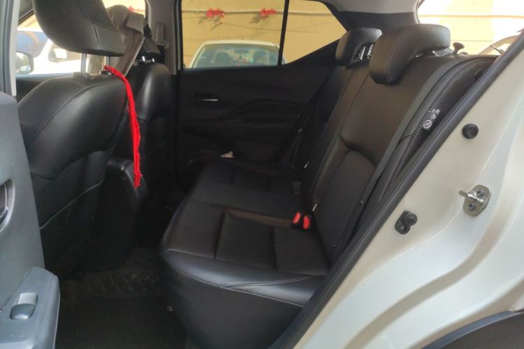 Used Nissan Kicks 2022 1.5L CVT XV Luxury Edition Left Rear Seat