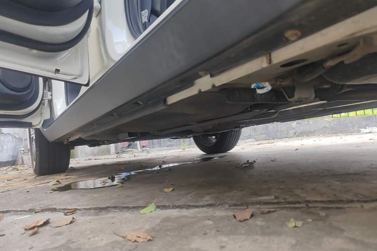 Used Nissan Kicks 2022 1.5L CVT XV Luxury Edition Left Side Sill