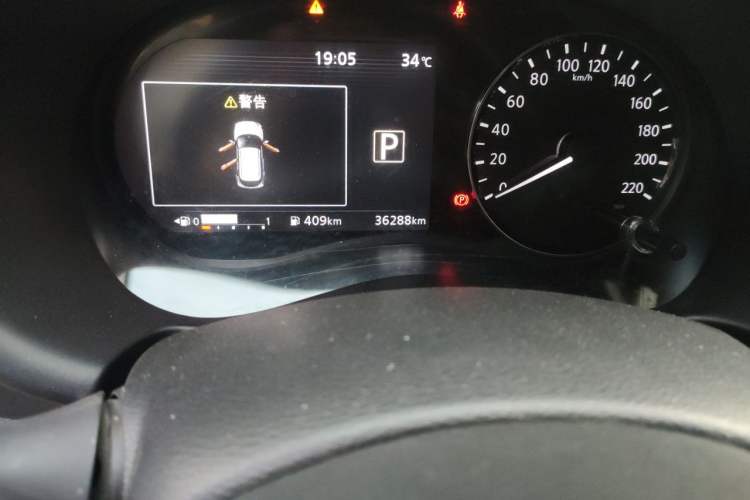 Used Nissan Kicks 2022 1.5L CVT XV Luxury Edition Odometer Close Up