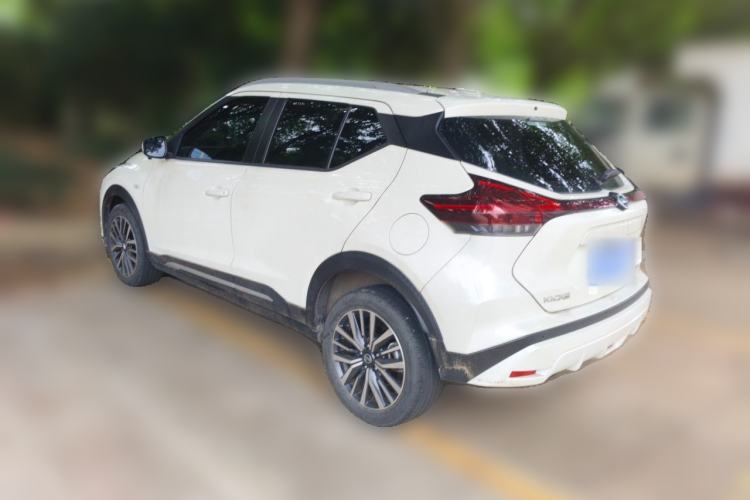 Used Nissan Kicks 2022 1.5L CVT XL Fashion Edition Rear Left 45 Deg