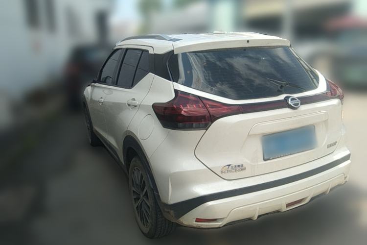 Used Nissan Kicks 2022 1.5L CVT XL Fashion Edition Rear Left 45 Deg