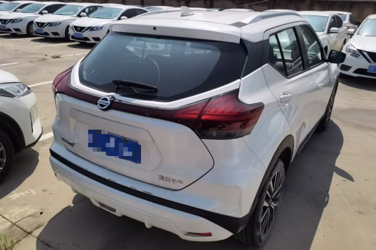 Used Nissan Kicks 2022 1.5L CVT XL Fashion Edition Rear Right 45 Deg