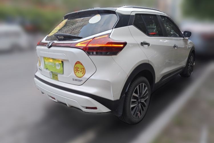 Used Nissan Kicks 2022 1.5L CVT XV Luxury Edition Rear Right 45 Deg