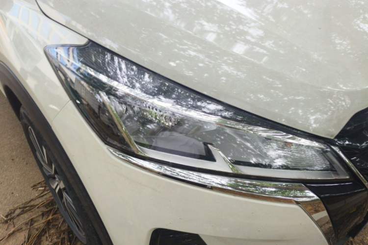 Used Nissan Kicks 2022 1.5L CVT XL Fashion Edition Right Front Headlight