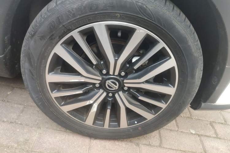 Used Nissan Kicks 2022 1.5L CVT XV Luxury Edition Right Front Wheel Hub