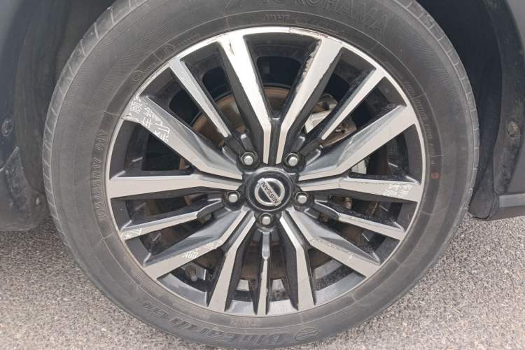 Used Nissan Kicks 2022 1.5L CVT XV Luxury Edition Right Front Wheel Hub