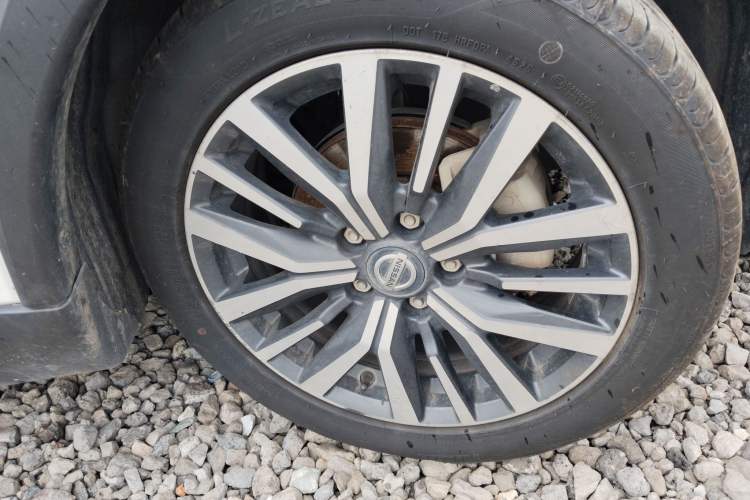 Used Nissan Kicks 2022 1.5L CVT XL Fashion Edition Right Front Wheel Hub