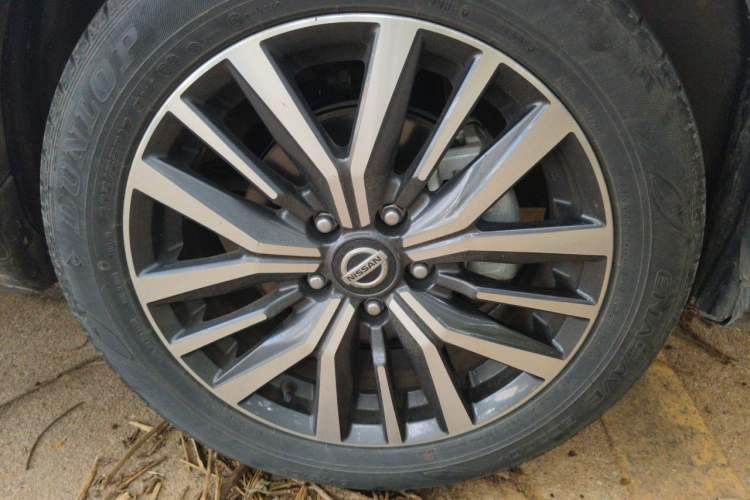 Used Nissan Kicks 2022 1.5L CVT XL Fashion Edition Right Front Wheel Hub