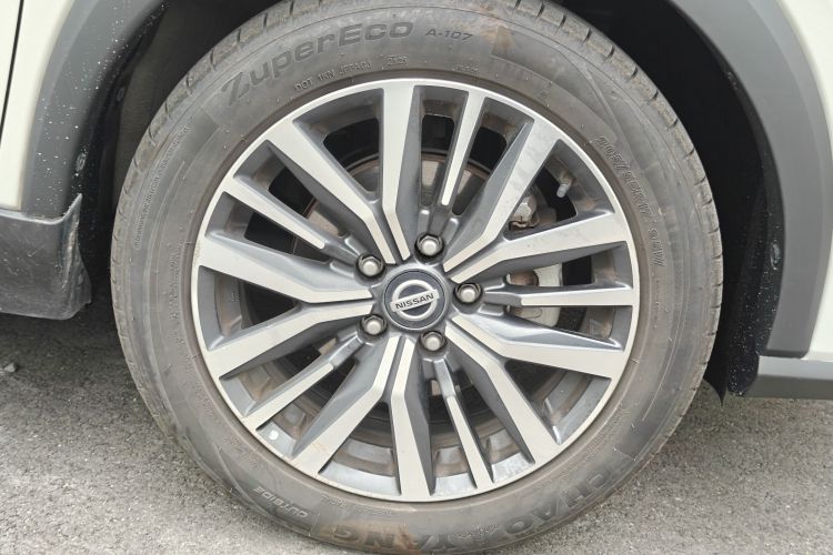 Used Nissan Kicks 2022 1.5L CVT XV Luxury Edition Right Front Wheel Hub