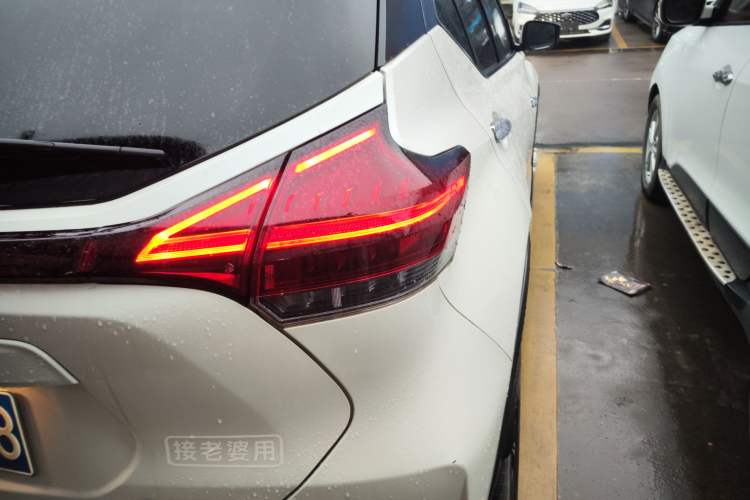 Used Nissan Kicks 2022 1.5L CVT XV Luxury Edition Right Rear Taillight