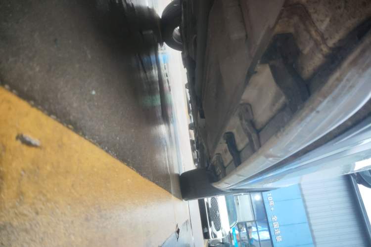 Used Nissan Kicks 2022 1.5L CVT XV Luxury Edition Right Side Sill