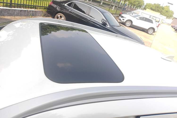 Used Nissan Kicks 2022 1.5L CVT XV Luxury Edition Roof