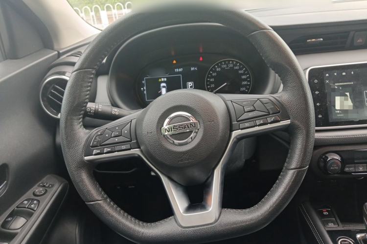 Used Nissan Kicks 2022 1.5L CVT XV Luxury Edition Steering Wheel