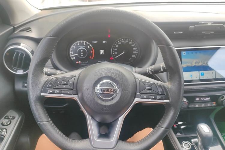 Used Nissan Kicks 2022 1.5L CVT XV Luxury Edition Steering Wheel