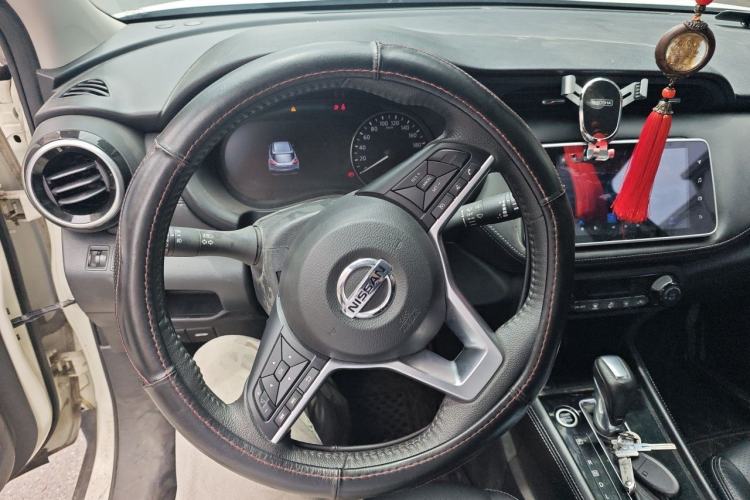 Used Nissan Kicks 2022 1.5L CVT XV Luxury Edition Steering Wheel