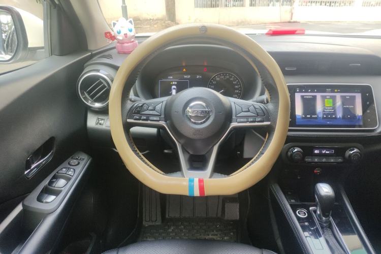 Used Nissan Kicks 2022 1.5L CVT XV Luxury Edition Steering Wheel