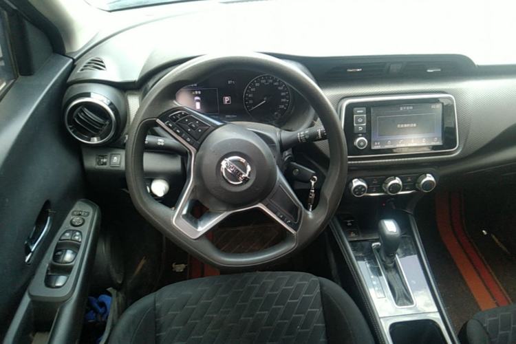 Used Nissan Kicks 2022 1.5L CVT XL Fashion Edition Steering Wheel
