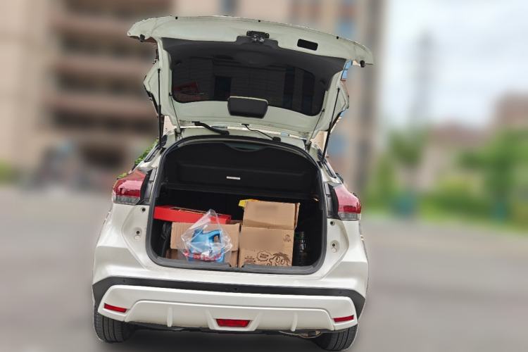 Used Nissan Kicks 2022 1.5L CVT XV Luxury Edition Trunk