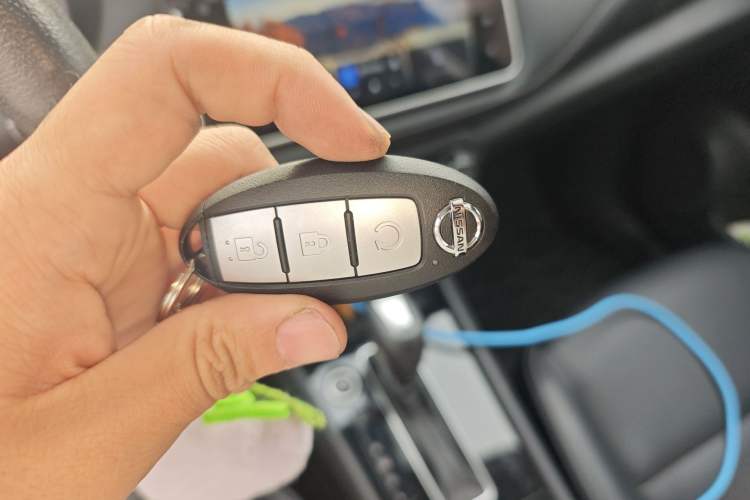 Used Nissan Kicks 2022 1.5L CVT XV Luxury Edition Vehicle Key