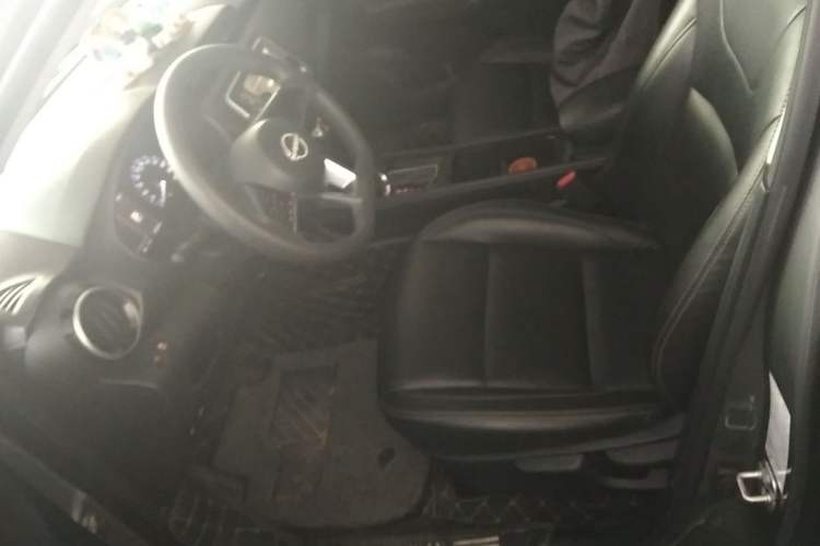 Used Nissan Kicks 2023 Jingqing Edition 1.5L Combining "Power" with a Stylish Touch Interior 5