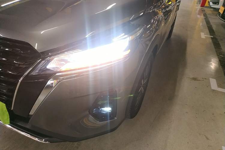 Used Nissan Kicks 2023 Jingqing Edition 1.5L Unleash Pure "Jing" – The Luxurious Version Left Front Headlight