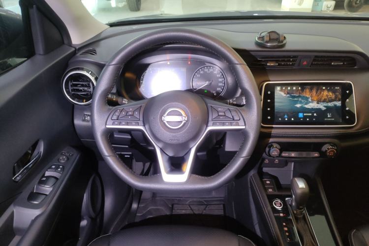 Used Nissan Kicks 2023 Jingqing Edition 1.5L Unleash Pure "Jing" – The Luxurious Version Steering Wheel