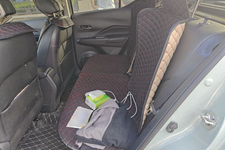 Used Nissan Kicks 2023 Jingqing Edition 1.5L Unleash Pure "Jing" – The Luxurious Version Left Rear Seat