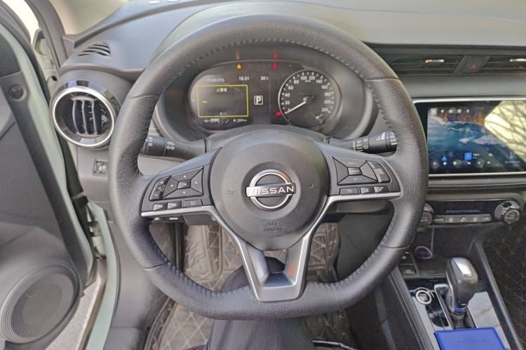 Used Nissan Kicks 2023 Jingqing Edition 1.5L Unleash Pure "Jing" – The Luxurious Version Steering Wheel