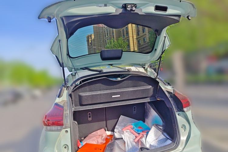 Used Nissan Kicks 2023 Jingqing Edition 1.5L Unleash Pure "Jing" – The Luxurious Version Trunk