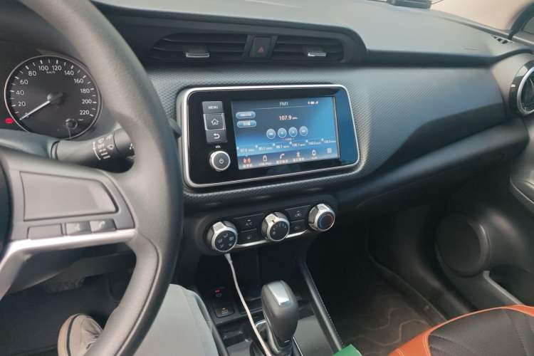 Used Nissan Kicks 2023 Jingqing Edition 1.5L Combining "Power" with a Stylish Touch Audio And AC Panel