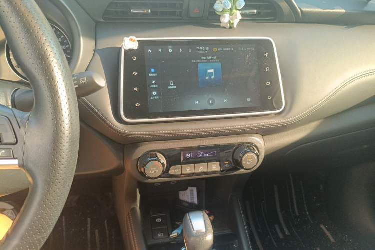 Used Nissan Kicks 2023 Jingqing Edition 1.5L Unleash Pure "Jing" – The Luxurious Version Audio And AC Panel